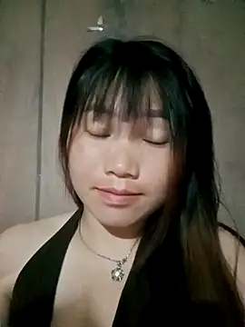 min-xinh online show from 04.22.26