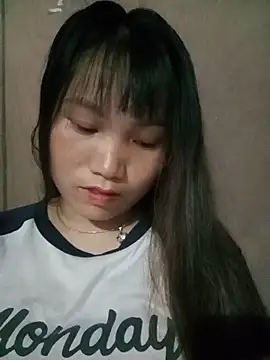 Snapshot of min-xinh chatting on 06.21.26 min-xinh online show from 06.21.26