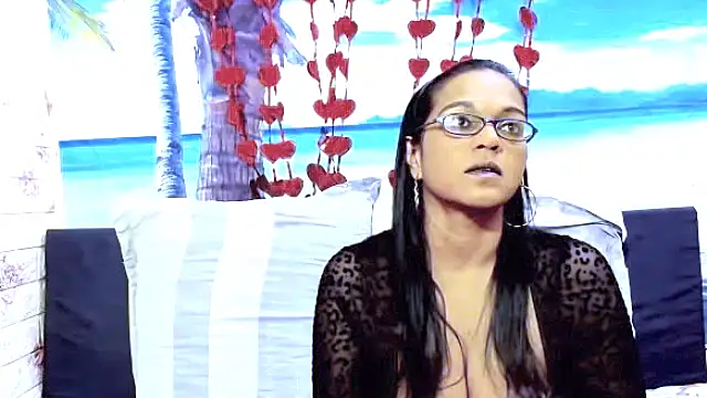 Snapshot of indianswtbella chatting on 02.27.26 indianswtbella online show from 02.27.26