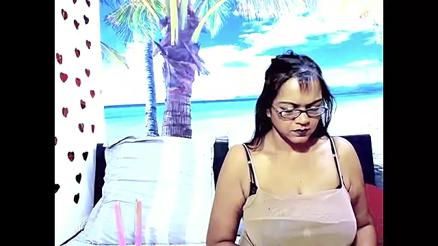 Snapshot of indianswtbella chatting on 03.07.26 indianswtbella online show from 03.07.26