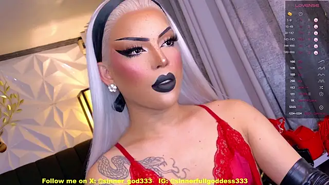 Snapshot of CherryHarper chatting on 04.04.26 CherryHarper online show from 04.04.26