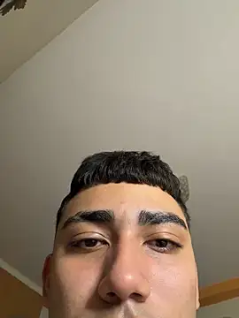 Snapshot of bbyexclussive chatting on 03.18.26 bbyexclussive online show from 03.18.26