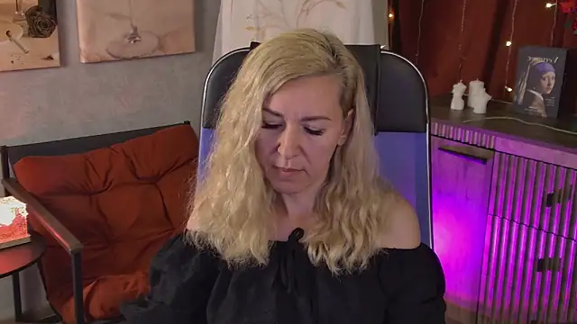 DonnaSmitth online show from 06.16.26