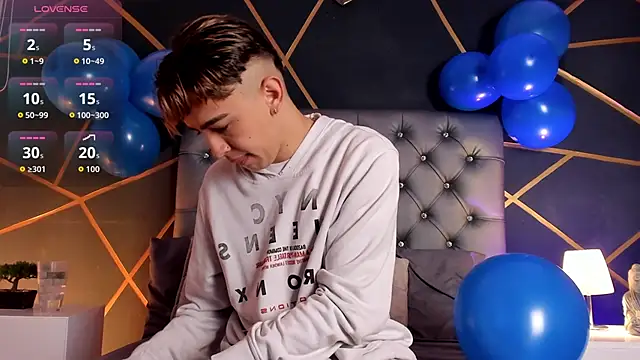 Lian Miller1  online show from 03.18.26