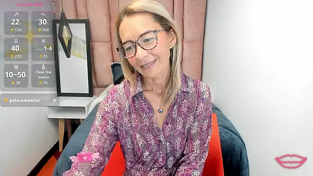 Issa Milf   online show from 02.05.26