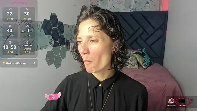 Snapshot of Valery_More__ chatting on 02.16.26 Valery More online show from 02.16.26