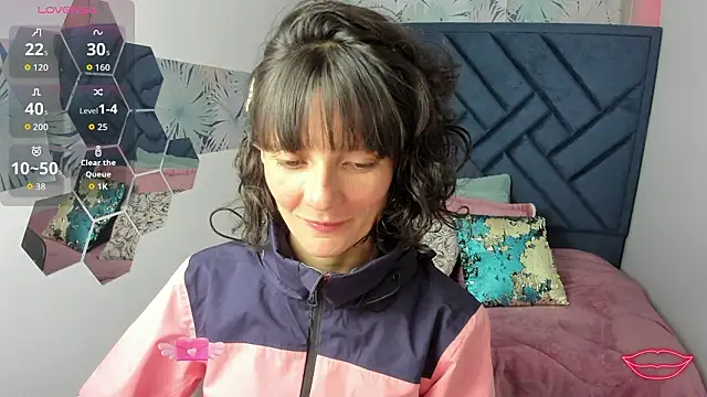 Snapshot of Valery_More__ chatting on 02.19.26 Valery More online show from 02.19.26