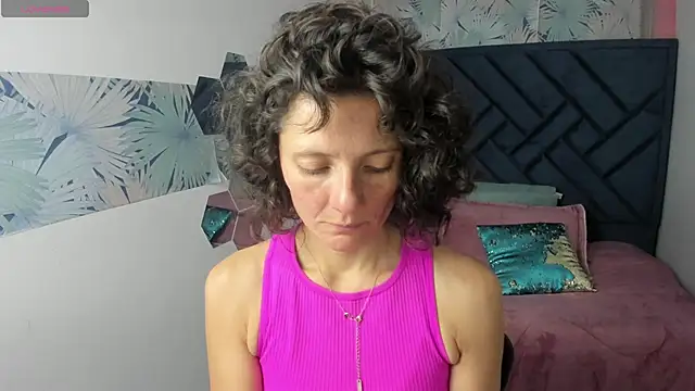 Snapshot of Valery_More__ chatting on 02.23.26 Valery More online show from 02.23.26