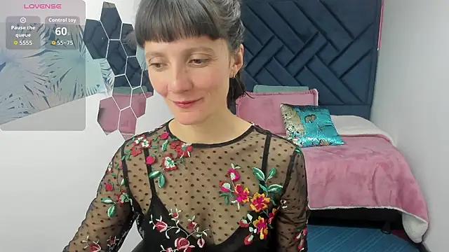 Snapshot of Valery_More__ chatting on 03.14.26 Valery More online show from 03.14.26