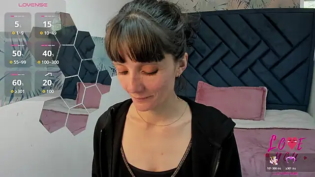 Valery More   online show from 06.29.26