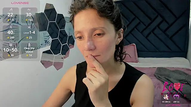 Valery More   online show from 07.09.26
