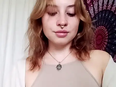 AdalynKiss online show from 10.15.25