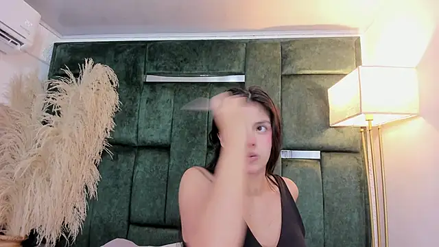 Snapshot of Misaki_Kai chatting on 02.08.26 Misaki Kai online show from 02.08.26