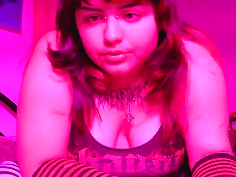 Snapshot of crucifxcked chatting on 10.26.25 crucifxcked online show from 10.26.25