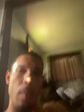 Snapshot of MCLZK chatting on 03.04.26 MCLZK online show from 03.04.26