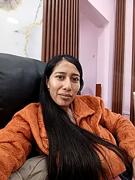 Snapshot of Amelia_Rivas chatting on 11.19.25 Amelia Rivas online show from 11.19.25