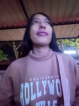 Snapshot of Amelia_Rivas chatting on 11.24.25 Amelia Rivas online show from 11.24.25