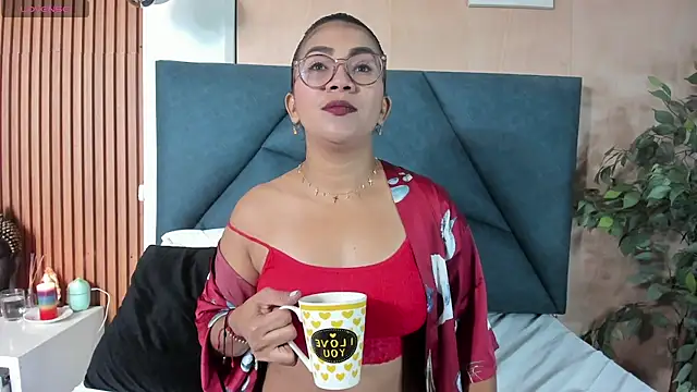 Darla Palmer online show from 10.18.25