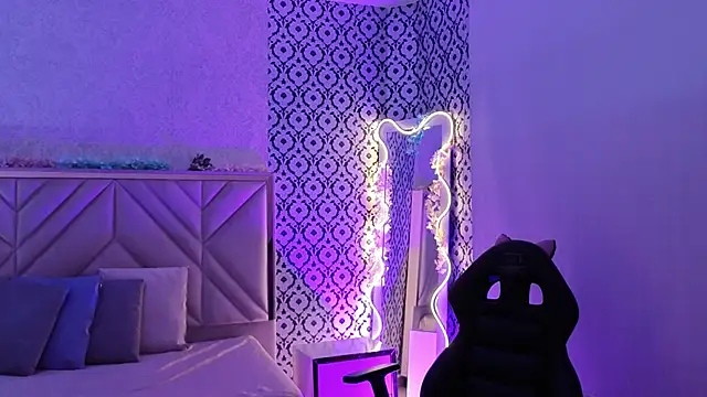 Snapshot of Ixchel_tay chatting on 02.17.26 Ixchel tay online show from 02.17.26