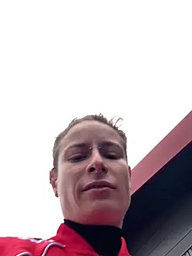 GoldenPussy1329 online show from 10.16.25