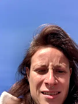 GoldenPussy1329 online show from 11.19.25