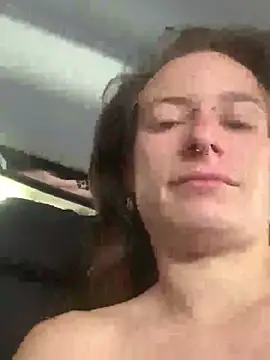 GoldenPussy1329 online show from 05.18.26