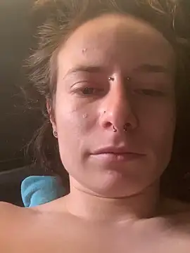 GoldenPussy1329 online show from 05.19.26