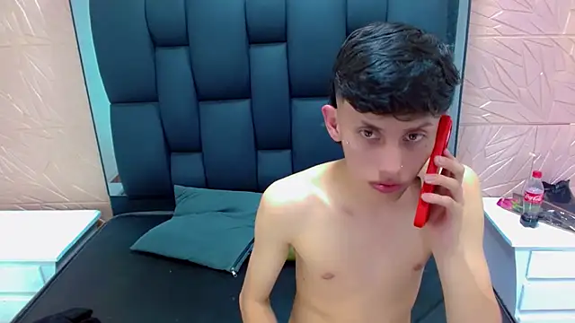 thaigo twink38 online show from 12.14.25