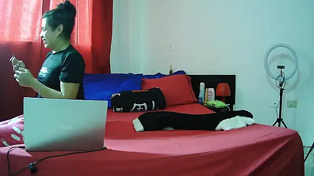 MissAsly online show from 12.05.25