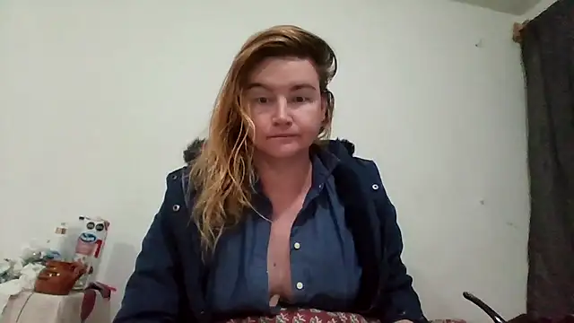 Snapshot of vagimosa chatting on 11.21.25 vagimosa online show from 11.21.25