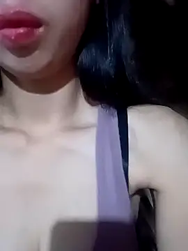 Snapshot of Khanhu_xx chatting on 10.09.25 Khanhu xx online show from 10.09.25