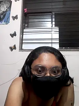 Snapshot of cherriesontop chatting on 10.29.25 cherriesontop online show from 10.29.25