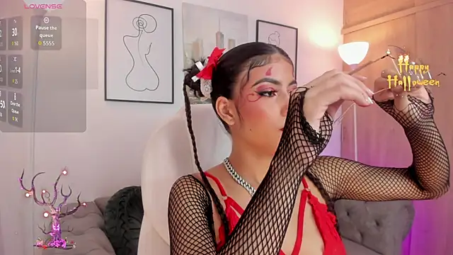 Snapshot of zaira_wetsler chatting on 10.18.25 zaira wetsler online show from 10.18.25