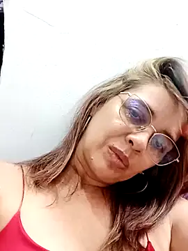 Snapshot of AdiniTA__Hot chatting on 10.08.25 AdiniTA Hot online show from 10.08.25