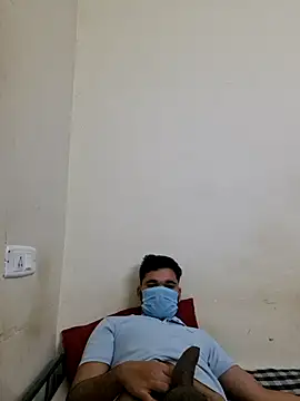 Snapshot of abhi05x chatting on 12.01.25 abhi05x online show from 12.01.25