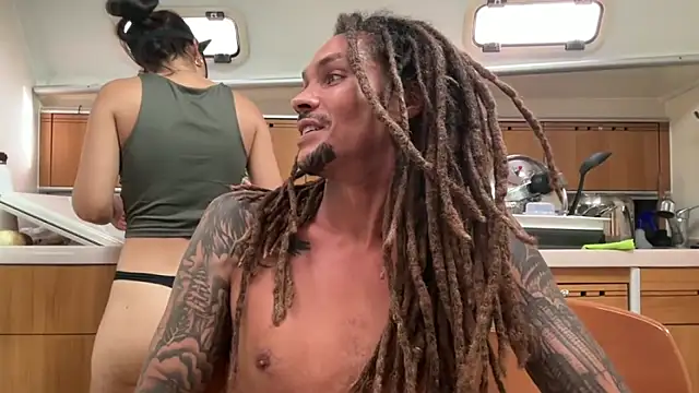 Monk and Mia online show from 10.12.25