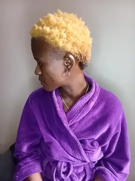 SweetMelodyXXX online show from 10.31.25