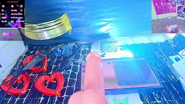 dakotamilf  hot online show from 05.11.26