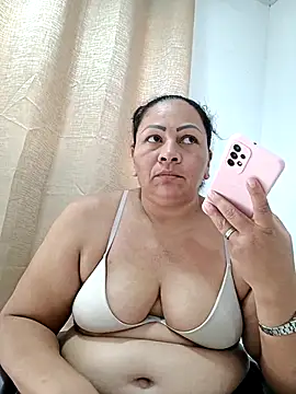 Dirty Candy online show from 11.18.25