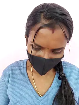 Snapshot of Tamil_Monika chatting on 10.26.25 Tamil Monika online show from 10.26.25