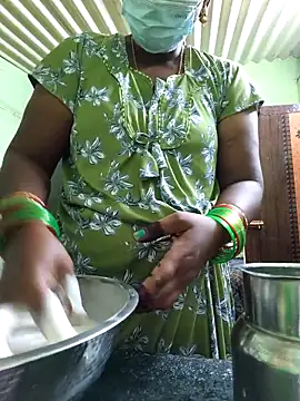 Snapshot of Tamilselviroja- chatting on 02.23.26 Tamilselviroja- online show from 02.23.26