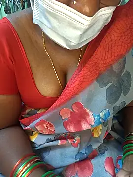 Snapshot of Tamilselviroja- chatting on 02.26.26 Tamilselviroja- online show from 02.26.26