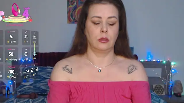 1Felicity1 online show from 10.15.25