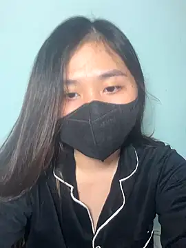 Snapshot of Sexy_dancing_girl chatting on 10.30.25 Sexy dancing girl online show from 10.30.25