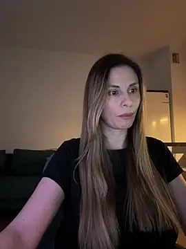 Snapshot of cuteagression1 chatting on 10.28.25 cuteagression1 online show from 10.28.25