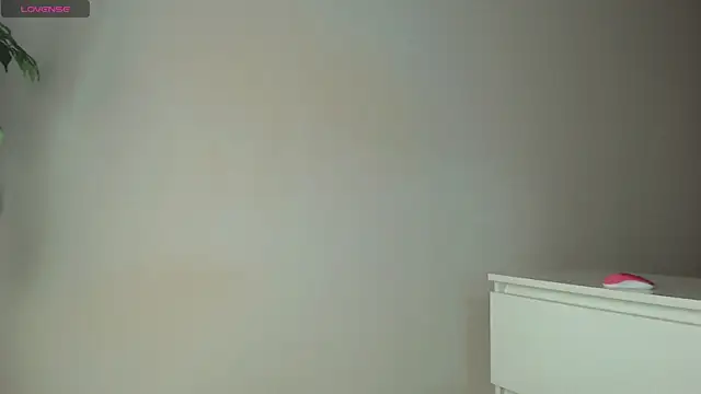 Snapshot of trixietaylor chatting on 04.09.26 trixietaylor online show from 04.09.26