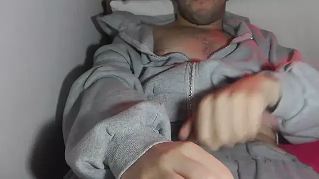 cazzo18cm3 online show from 12.18.25