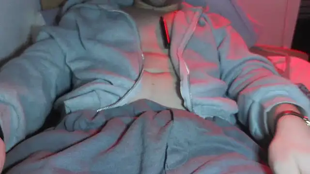 cazzo18cm3 online show from 02.02.26