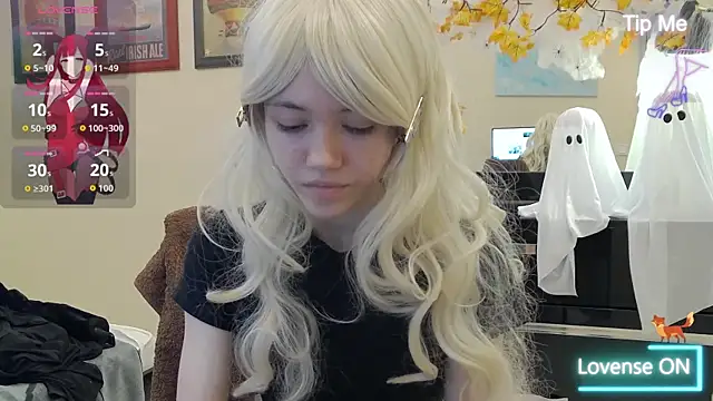 MissKotomiss online show from 10.18.25