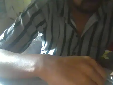 Snapshot of Hhhggghrrr3219 chatting on 11.18.25 Hhhggghrrr3219 online show from 11.18.25